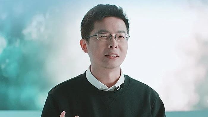 AI Progress is a 'Critical Bottleneck' for Humanoid Robots, Says Unitree Founder