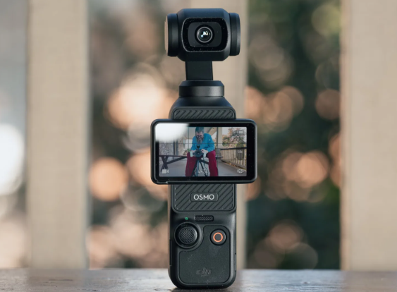 DJI Pocket 3 Sales Cross 10 Million, Spurring Race From Smartphone Rivals