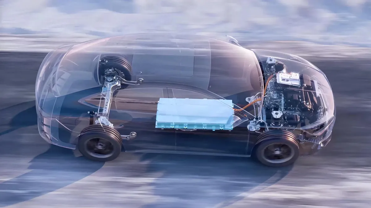 Chinese Automaker Debates Signal Shift in Extended-Range EV Market Dynamics