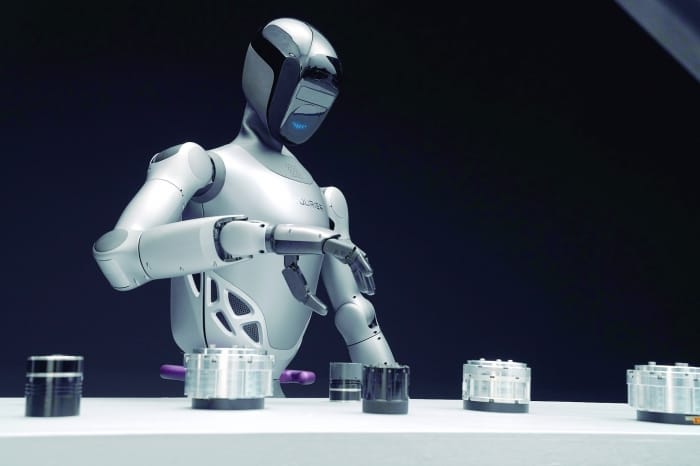 Chinese Humanoid Robot Sales Surge Despite Limited Capabilities as Companies Chase IPO Dreams