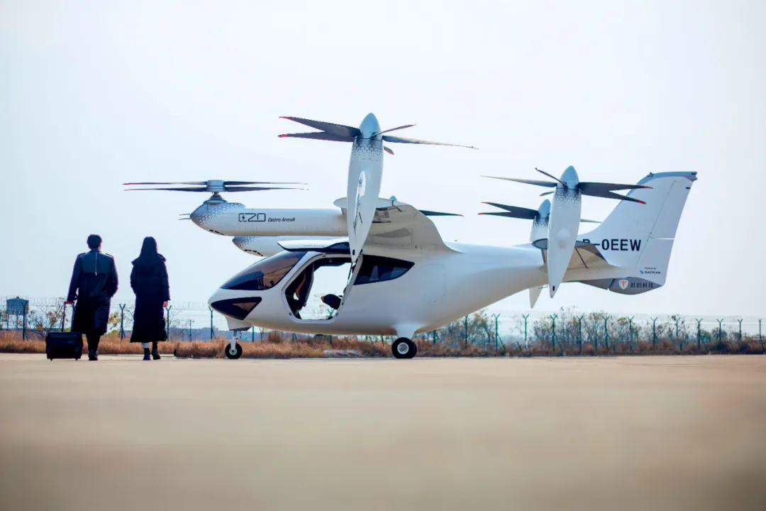 Chinese eVTOL Makers Secure Billion-Dollar Orders as Global 'Flying Taxi' Race Accelerates