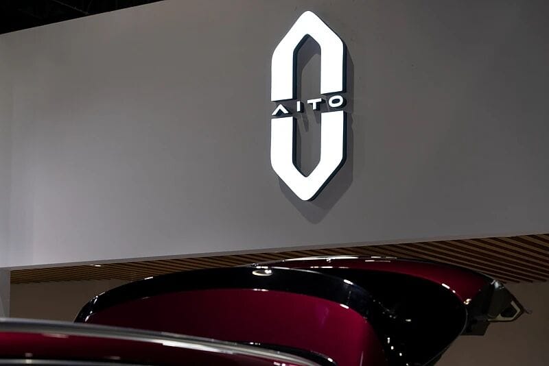 Huawei's Main EV Partner Seres Launches HK$13.2 Billion IPO Test