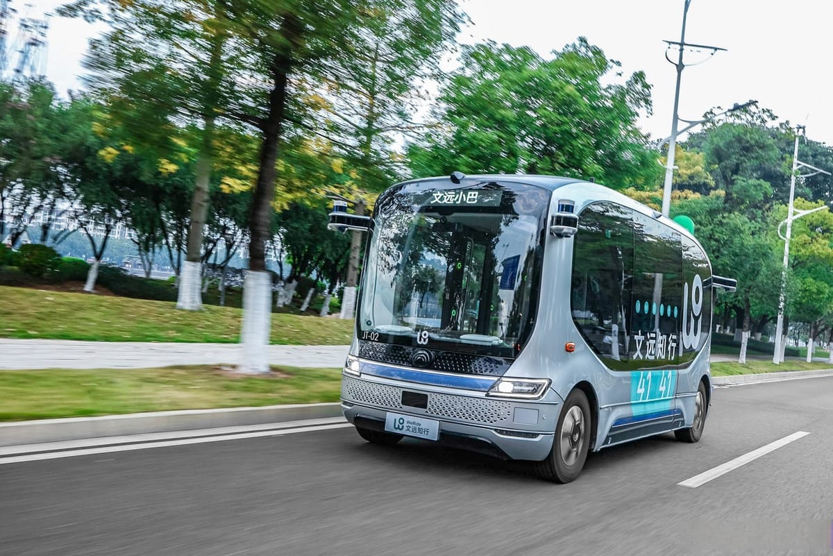 Two Chinese Robotaxi Startups Set for Simultaneous Hong Kong Listing