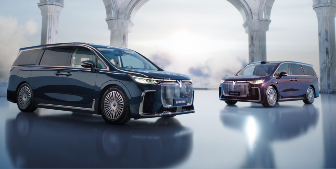 Voyah CEO Takes Chairman Role to Steer EV Maker's Hong Kong Listing