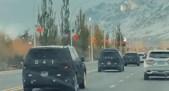 Xiaomi Tests First Hybrid SUV in Xinjiang as EV Push Accelerates