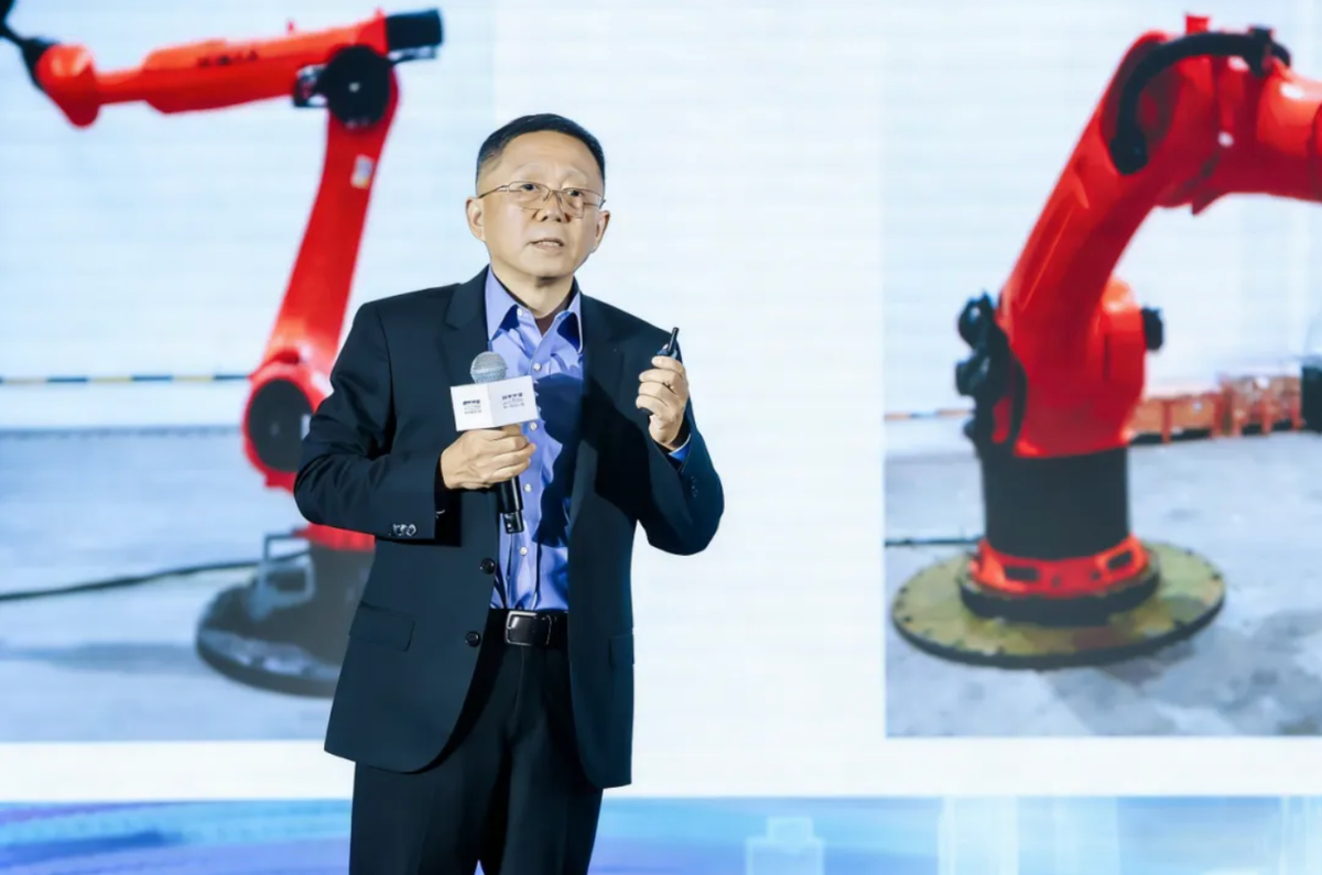 Midea Group Unveils Six-Armed Industrial Robot to Automate Production Lines