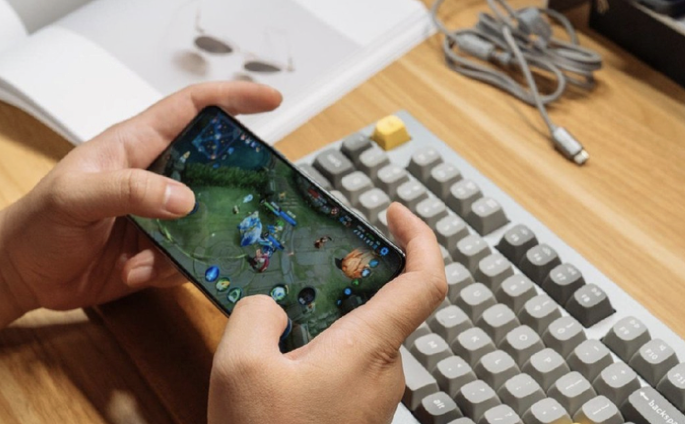Tencent and Century Games Lead as Chinese Mobile Publishers Net $1.95 Billion in November