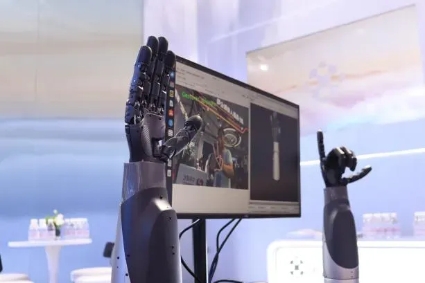 CATL, Xiaomi Back Robotic Hand Startup Xynova Future in Angel Round