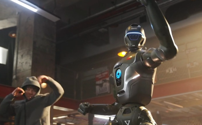 Chinese Startup EngineAI Unveils T800 Humanoid Robot With Combat-Style Capabilities at $25,000