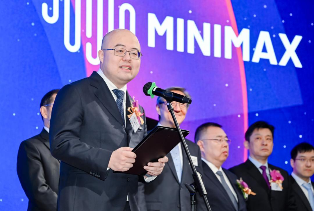 MiniMax Hong Kong Listing: A Capital-Efficient Divergence from the Silicon Valley Playbook