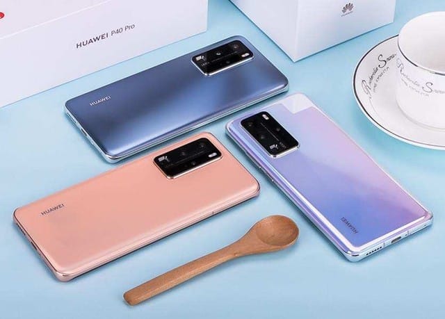 Huawei Reclaims Top Spot in China Smartphone Market Despite Sales Decline, Mate 80 Leads January Surge