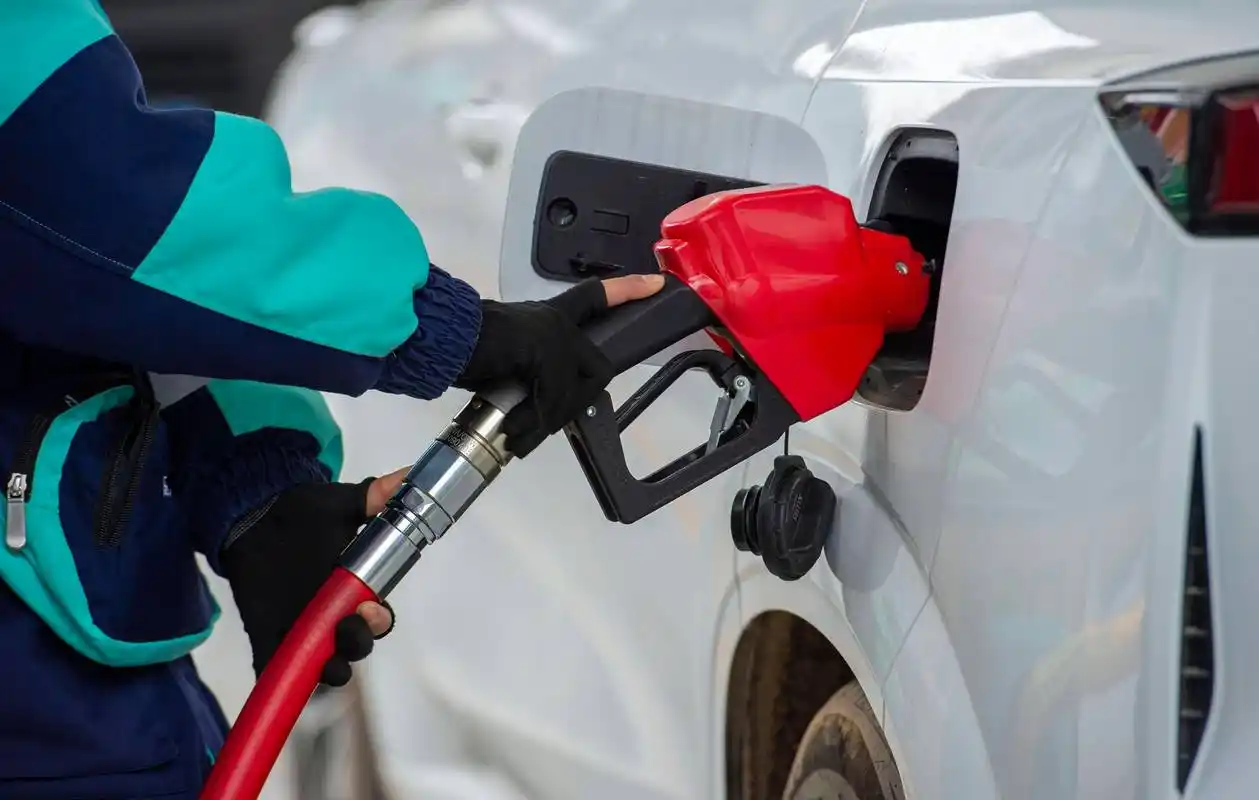 ICE Vehicles Face a Historic Shift as China’s EV Market Accelerates and VW Repositions