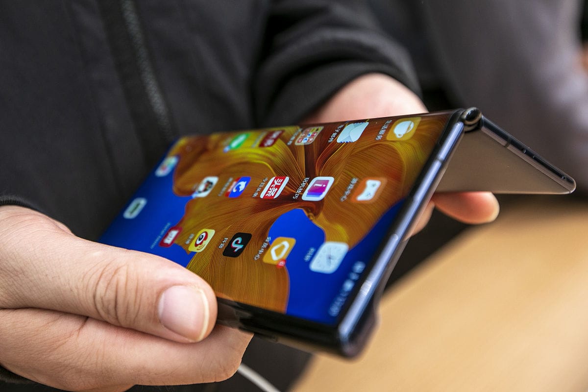 Huawei Tightens Grip on China's Foldable Market as Rivals Retreat, Apple Looms