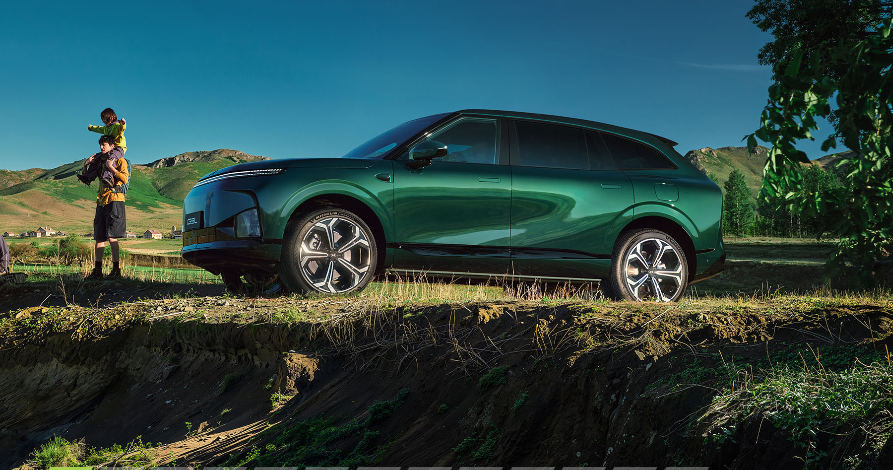 XPeng Intensifies Family SUV Push With Official G9L Launch
